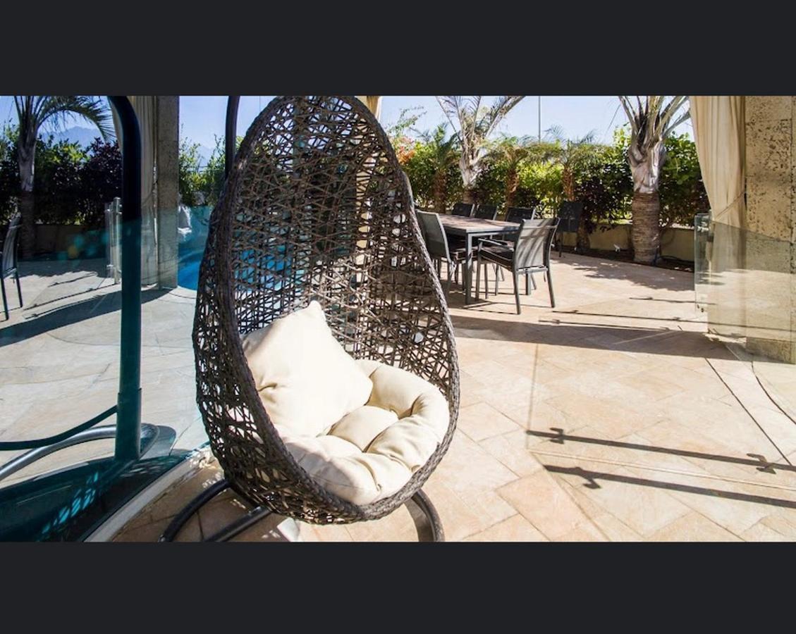 Villa Family Eilat With Heated Pool Exteriör bild