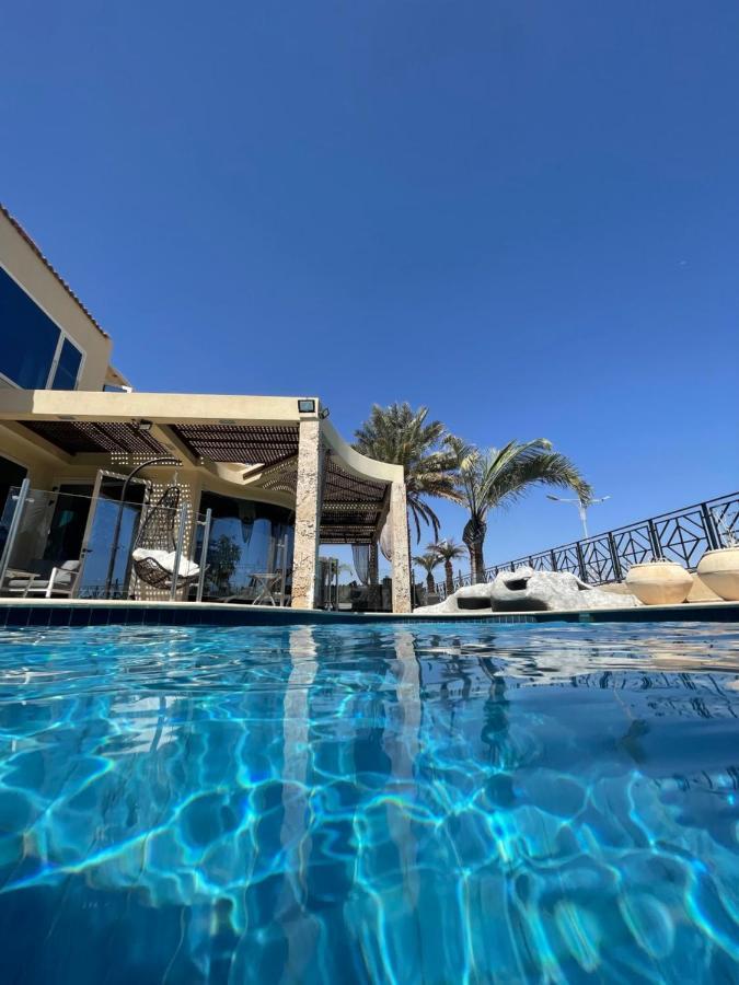 Villa Family Eilat With Heated Pool Exteriör bild
